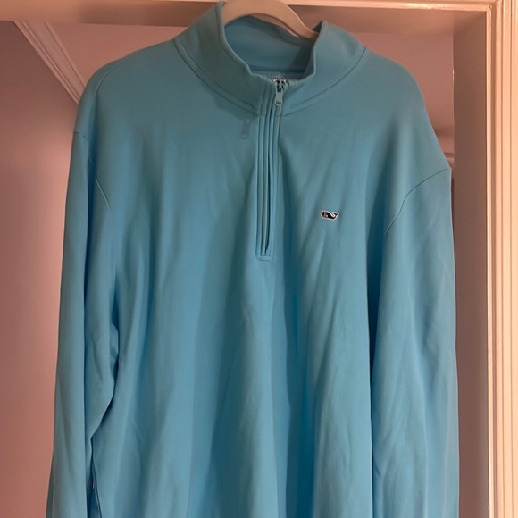 Like New, Vineyard, Vines hundred percent cotton pull over size XL - Picture 1 of 5